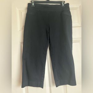 Croft & Barrow stretch size 8 black capris
